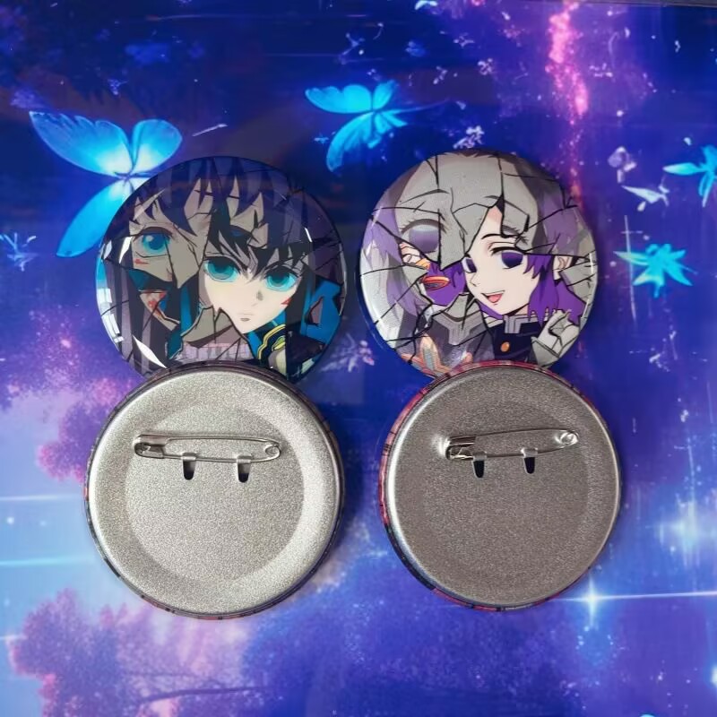 Demon Slayer Broken Badge Anim - Anime Merchandise Collection recensie en prijs
